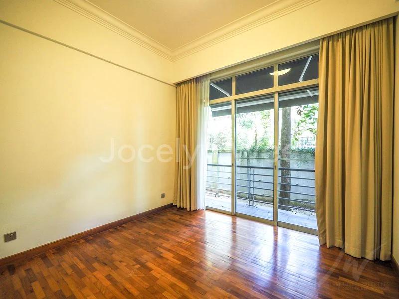 4 Bed Apartment (Condo) for Rent in  Nassimville - Image 10